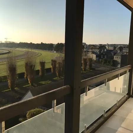 Centre Grand 2 Pieces Parking Terrasse Vue Hippodrome Deauville